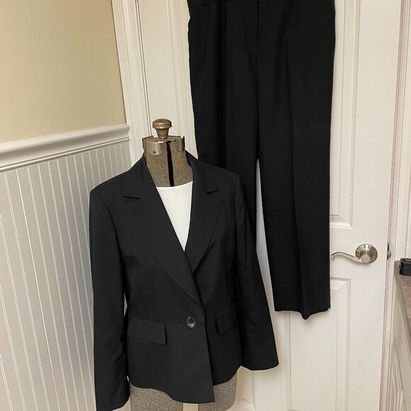 Beautiful Kasper black suit with jacket and pants, fully lined, size 12 - Picture 1 of 16